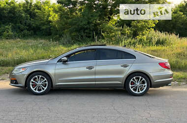 Купе Volkswagen CC / Passat CC 2009 в Переяславі