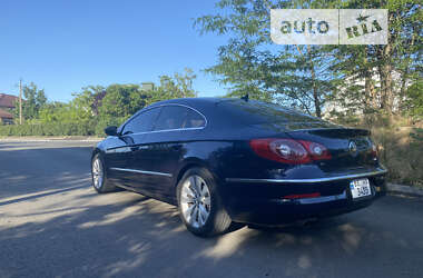 Купе Volkswagen CC / Passat CC 2011 в Миколаєві