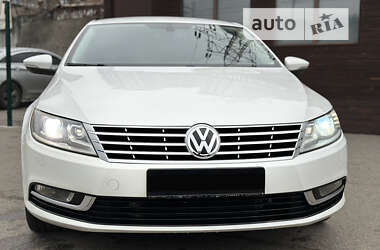 Купе Volkswagen CC / Passat CC 2012 в Киеве