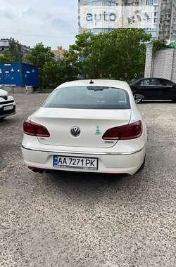 Купе Volkswagen CC / Passat CC 2012 в Києві