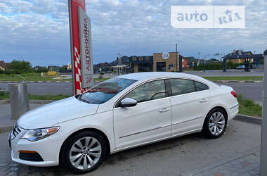 Купе Volkswagen CC / Passat CC 2011 в Луцьку