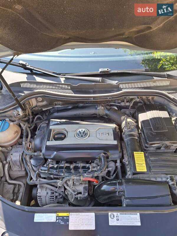 Купе Volkswagen CC / Passat CC 2013 в Ивано-Франковске