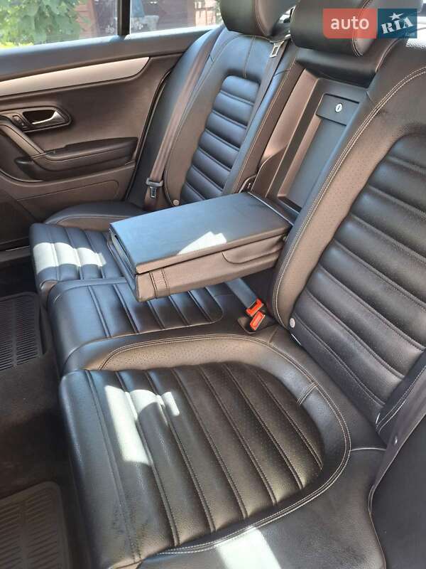 Купе Volkswagen CC / Passat CC 2013 в Ивано-Франковске
