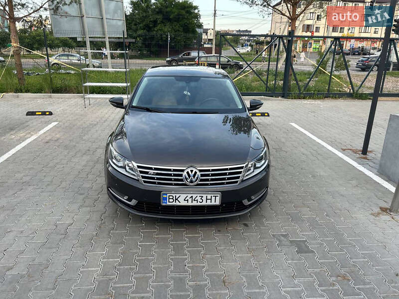 Купе Volkswagen CC / Passat CC 2013 в Ровно