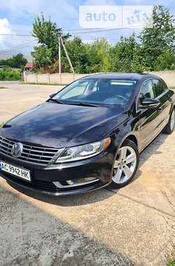 Купе Volkswagen CC / Passat CC 2013 в Любомлі