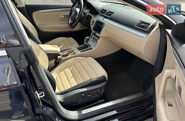 Купе Volkswagen CC / Passat CC 2012 в 