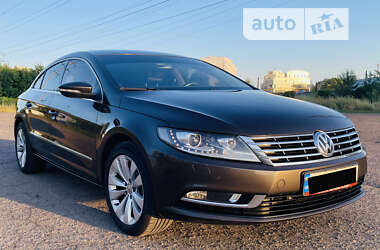 Седан Volkswagen CC / Passat CC 2012 в Полтаве