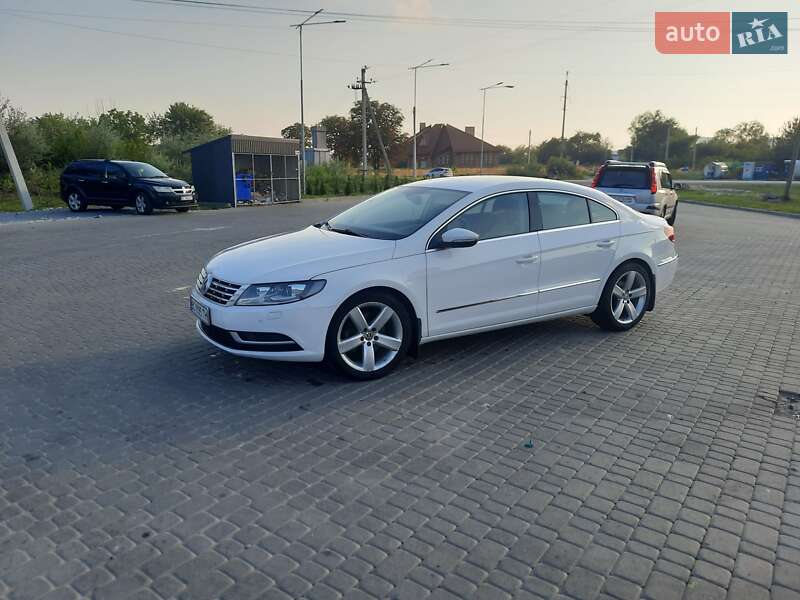 Купе Volkswagen CC / Passat CC 2013 в Львове