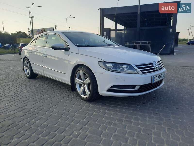 Купе Volkswagen CC / Passat CC 2013 в Львове