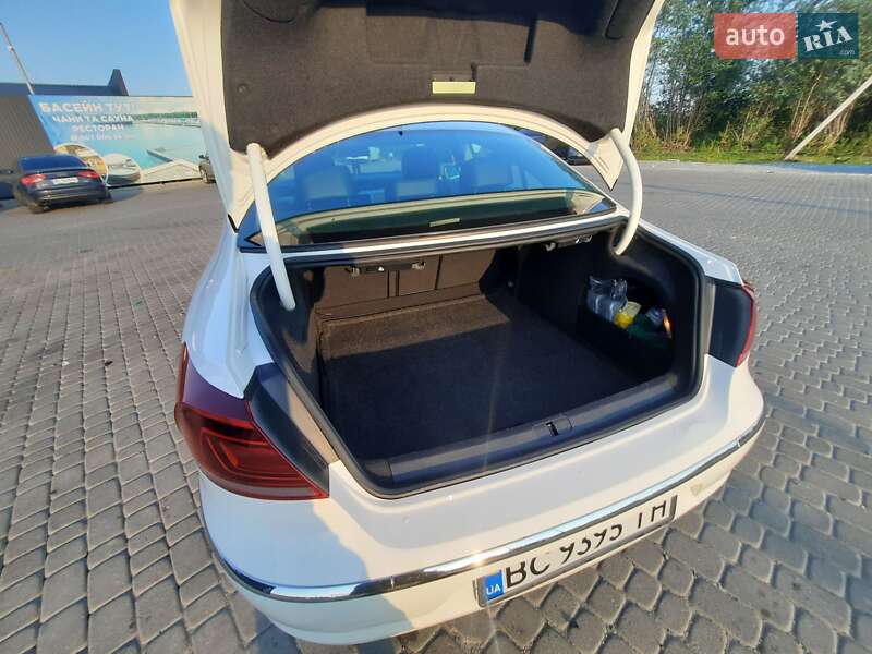 Купе Volkswagen CC / Passat CC 2013 в Львове