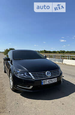 Купе Volkswagen CC / Passat CC 2013 в Києві