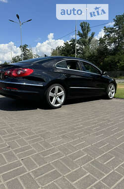 Купе Volkswagen CC / Passat CC 2011 в Києві