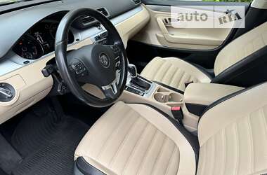 Купе Volkswagen CC / Passat CC 2015 в Киеве