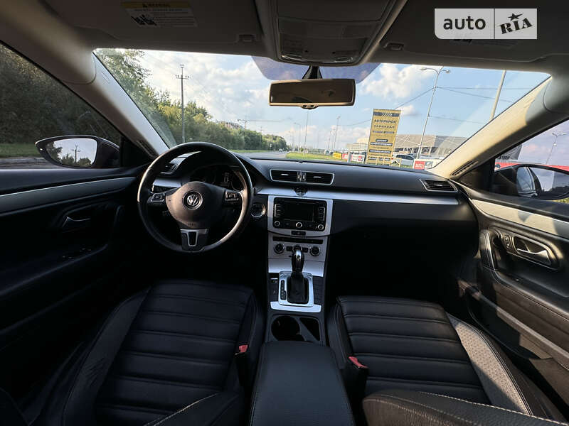 Купе Volkswagen CC / Passat CC 2012 в Львове