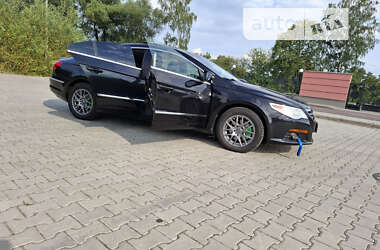 Купе Volkswagen CC / Passat CC 2010 в Дрогобыче