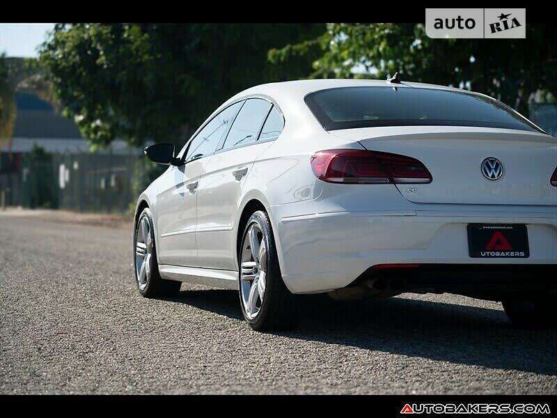 Купе Volkswagen CC / Passat CC 2015 в Львові