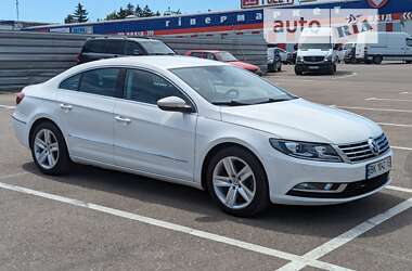 Купе Volkswagen CC / Passat CC 2013 в Киеве