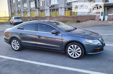 Купе Volkswagen CC / Passat CC 2011 в Чернігові