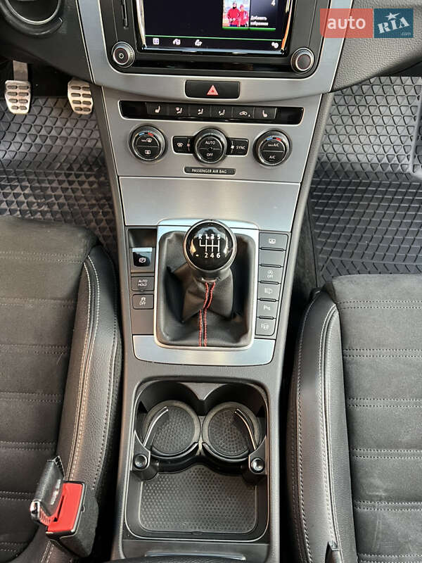 Купе Volkswagen CC / Passat CC 2015 в Кривом Роге