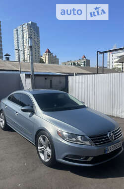 Купе Volkswagen CC / Passat CC 2012 в Киеве