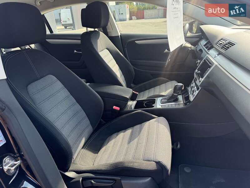 Купе Volkswagen CC / Passat CC 2014 в Киеве