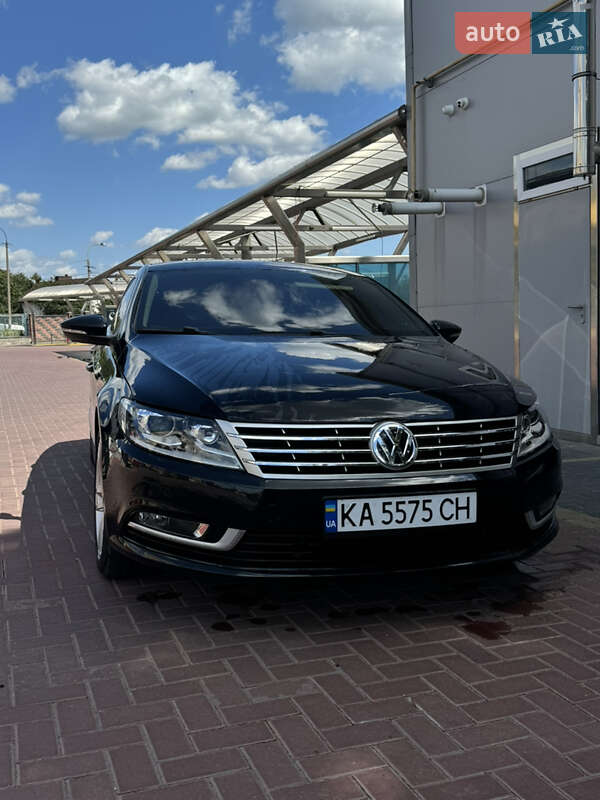 Купе Volkswagen CC / Passat CC 2014 в Староконстантинове