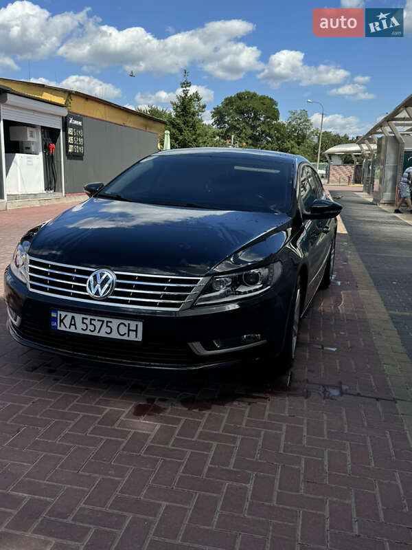 Купе Volkswagen CC / Passat CC 2014 в Староконстантинове