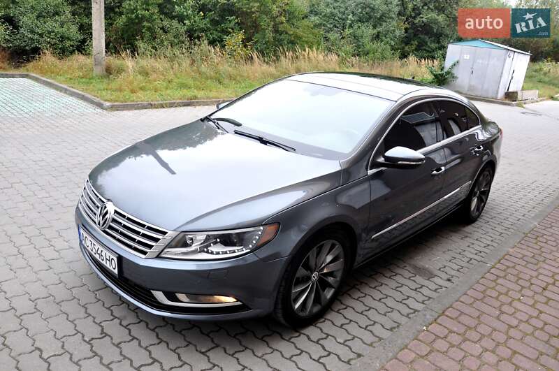 Купе Volkswagen CC / Passat CC 2013 в Львове