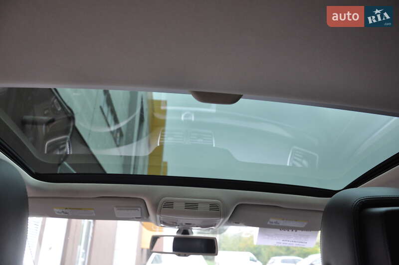 Купе Volkswagen CC / Passat CC 2013 в Львове