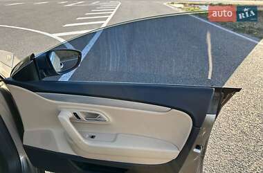 Купе Volkswagen CC / Passat CC 2013 в 