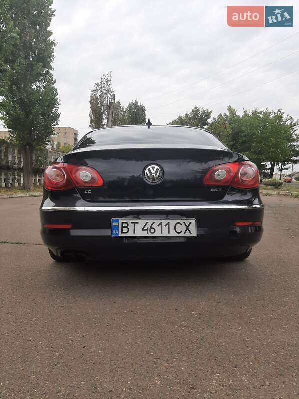 Купе Volkswagen CC / Passat CC 2010 в Николаеве