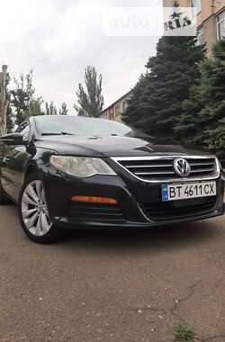 Купе Volkswagen CC / Passat CC 2010 в Миколаєві