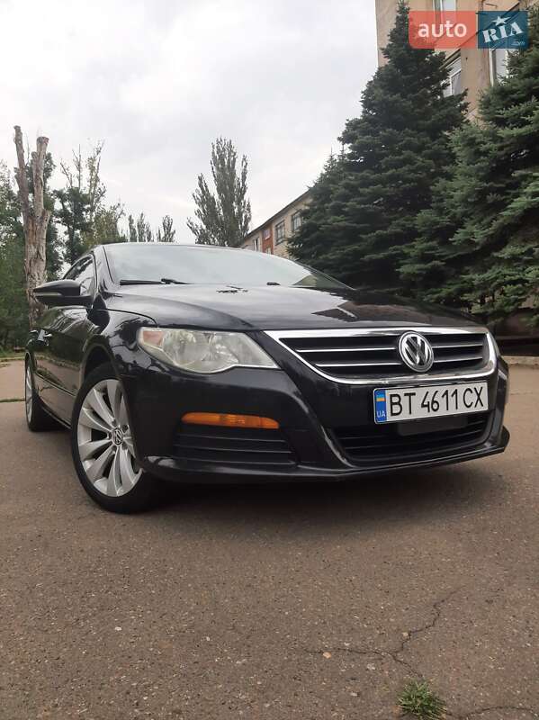 Купе Volkswagen CC / Passat CC 2010 в Николаеве