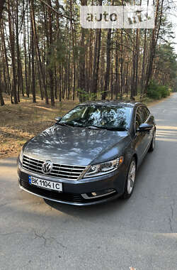 Купе Volkswagen CC / Passat CC 2012 в Охтирці