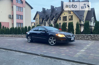 Купе Volkswagen CC / Passat CC 2011 в Тернополе