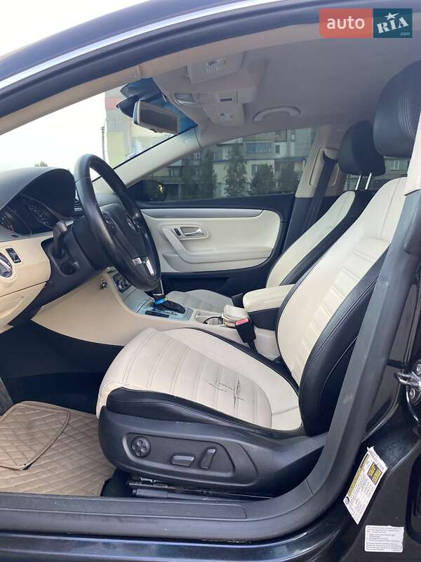 Купе Volkswagen CC / Passat CC 2010 в Вольногорске