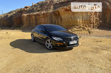 Купе Volkswagen CC / Passat CC 2010 в Херсоні