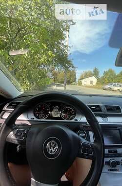 Купе Volkswagen CC / Passat CC 2012 в 