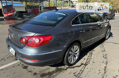 Купе Volkswagen CC / Passat CC 2011 в 