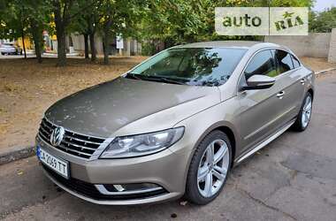 Купе Volkswagen CC / Passat CC 2015 в 