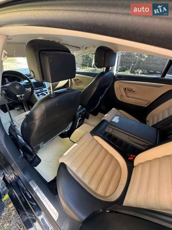 Купе Volkswagen CC / Passat CC 2015 в Виннице