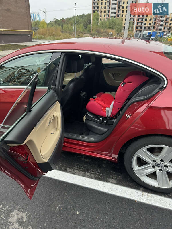 Купе Volkswagen CC / Passat CC 2013 в Чернигове