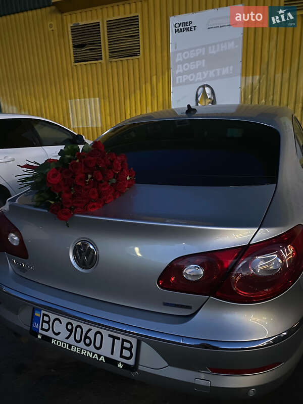 Купе Volkswagen CC / Passat CC 2011 в Шептицькому