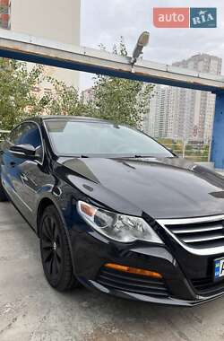 Купе Volkswagen CC / Passat CC 2010 в Києві