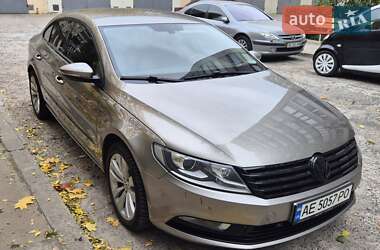 Купе Volkswagen CC / Passat CC 2012 в Дніпрі