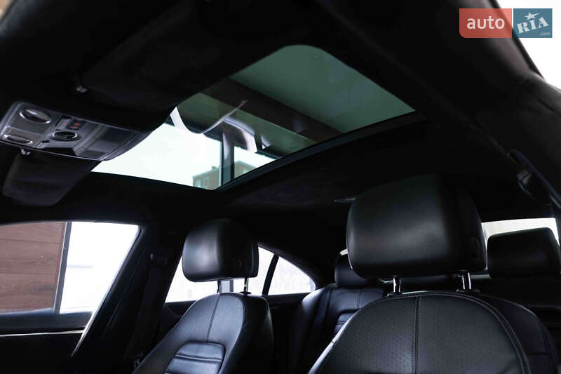 Купе Volkswagen CC / Passat CC 2013 в Бурыни