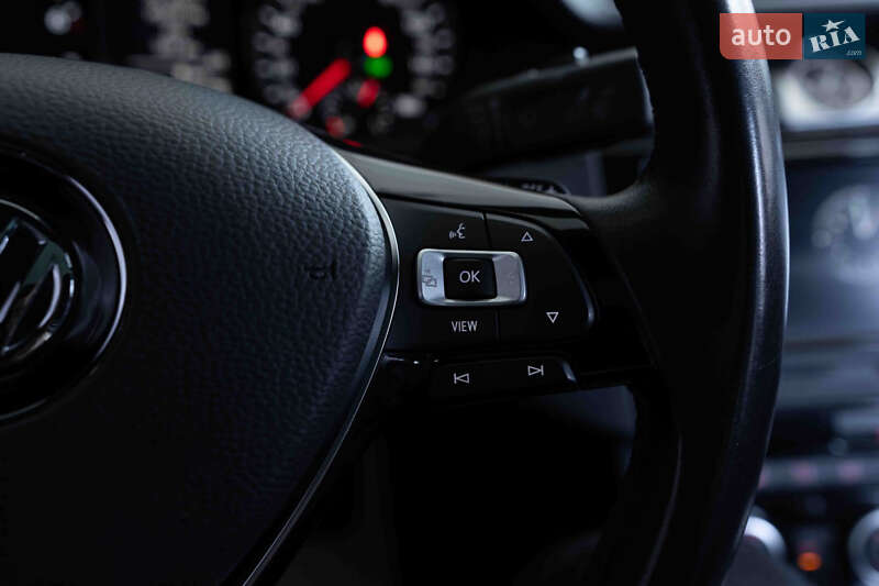 Купе Volkswagen CC / Passat CC 2013 в Бурыни