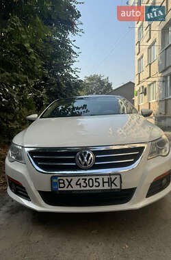 Купе Volkswagen CC / Passat CC 2011 в Дунаївцях