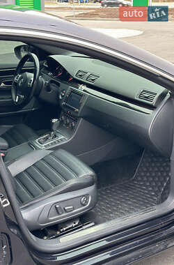 Купе Volkswagen CC / Passat CC 2012 в 