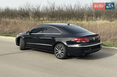 Купе Volkswagen CC / Passat CC 2012 в 